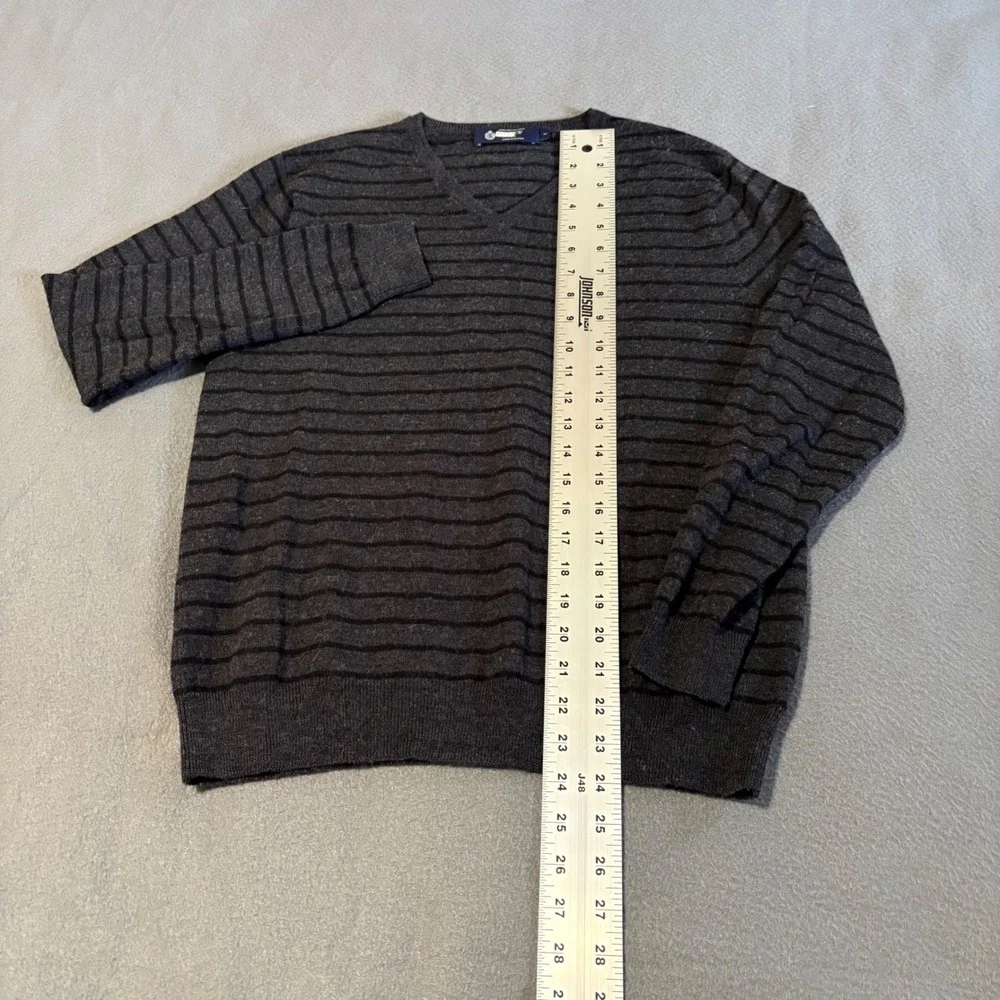 J. Crew Sweater Mens S Gray Striped 100% Merino Wool V-Neck 31474 Y2K
